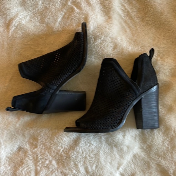 Vince Camuto | Shoes | Vince Camuto Booties | Poshmark